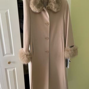 Brand new Forecaster of  Boston lined coat size 10